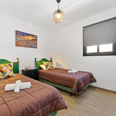 Holiday In Lanzarote! Tías Εξωτερικό φωτογραφία